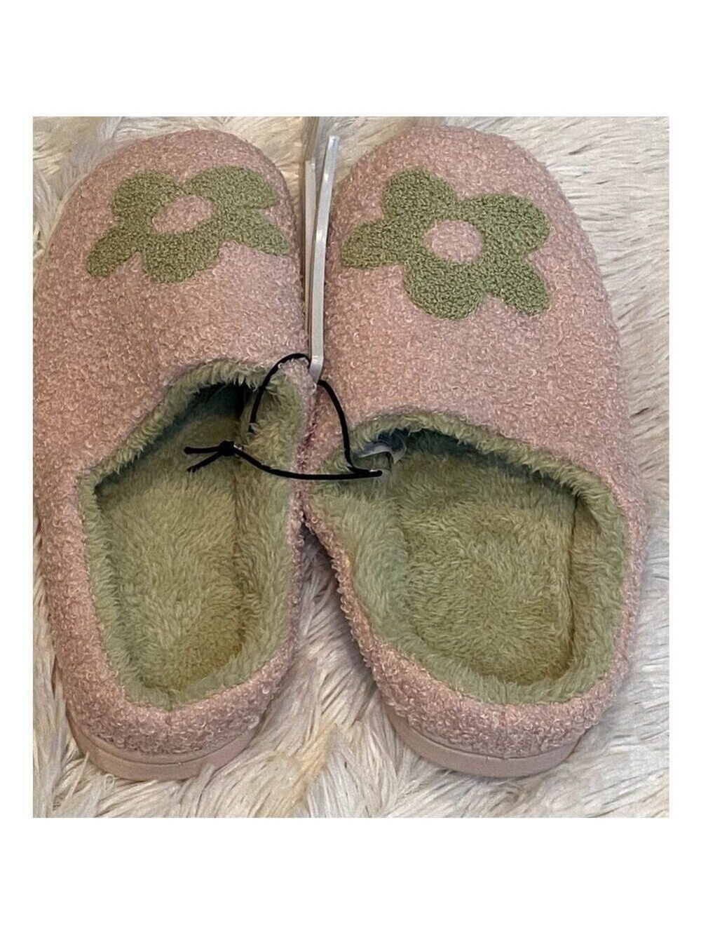 Jenni by Jennifer Moore Pink Peace Slippers - Size 11 (NWT)
